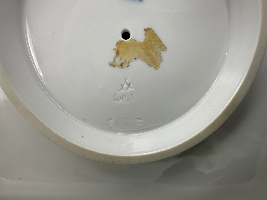 Meissen (Germany) White Porcelain 'The Tailor' Schneider Figurine By Alexander Struck 7W X 7D X 7.5H Retails $2,680 [Photo 11]