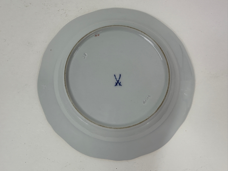 Meissen (Germany) Hand Painted Porcelain Plate With Gold Rim 7.75W [Photo 4]