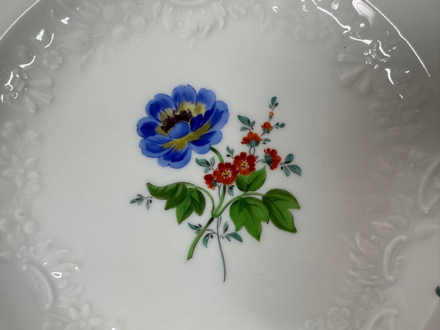 Meissen (Germany) Hand Painted Porcelain Plate With Gold Rim 7.75W [Photo 2]