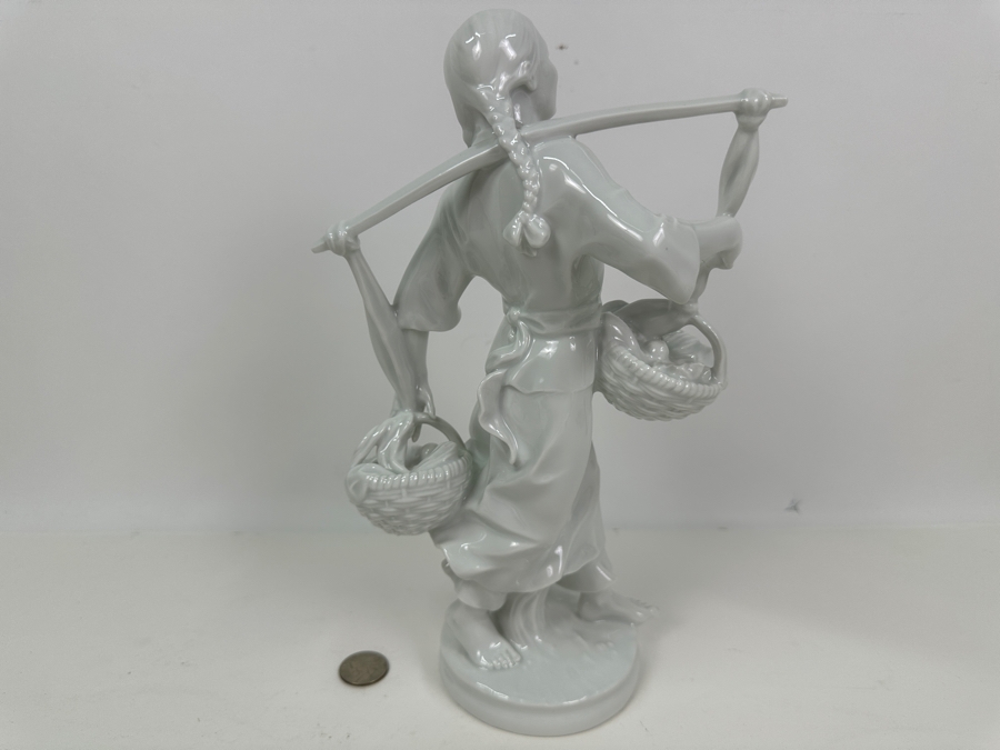 Meissen (Germany) White Porcelain 'Korean Woman' Figurine By Gerhard Bochmann 11.5H Retails $2,060 [Photo 5]