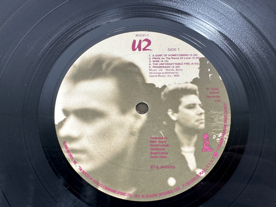 U2 - The Unforgettable Fire Island Records 7 90231-1 Vinyl Record [Photo 5]