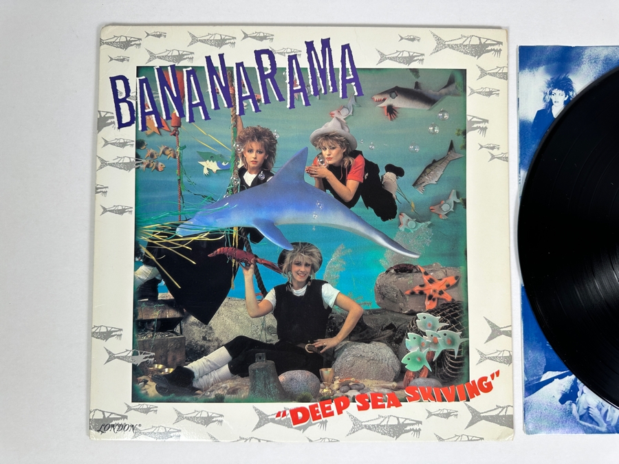 Bananarama - Deep Sea Diving London Records 422-810 102-1 R-1 Vinyl Record 1983 [Photo 2]