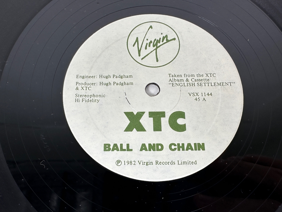 Limited Edition XTC - Ball and Chain Virgin Records VSX 1144 Vinyl Record 1982 [Photo 9]
