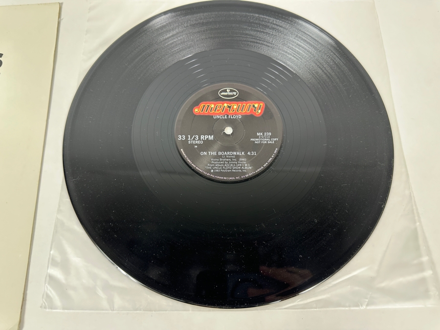 Dueling Bruces Two Views Of Springsteen As Satirized By Robin Williams 'Elmer Fudd Sings Bruce Springsteen' & Uncle Floyd 'On The Boardwalk' MK 239 Casablanca Vinyl Record 1983 Promo Copy [Photo 6]