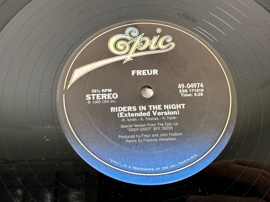Freur Riders In The Night / Doot-Doot XSS 171619 Epic Vinyl Record 1983 Promo Copy [Photo 4]