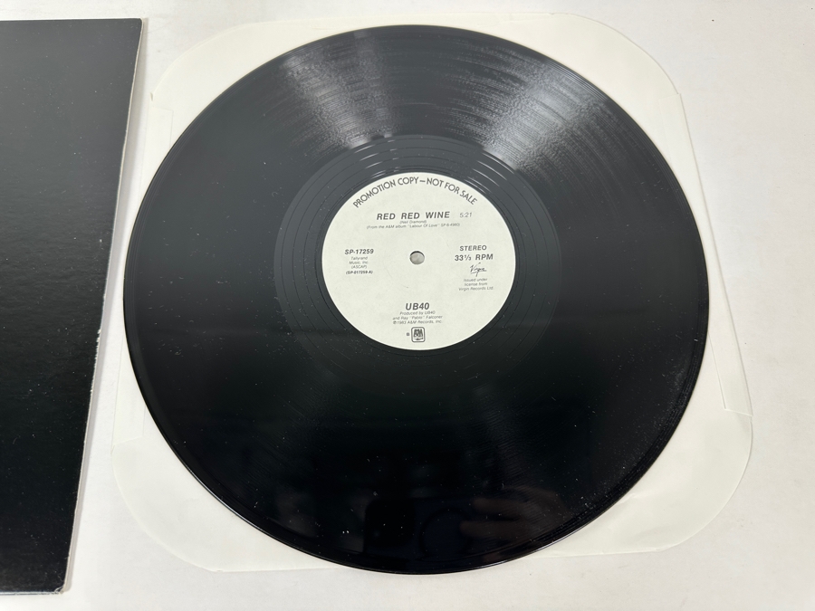 UB40 - Red Red Wine SP-17259 A&M Records Vinyl Record 1983 Promo Copy [Photo 2]