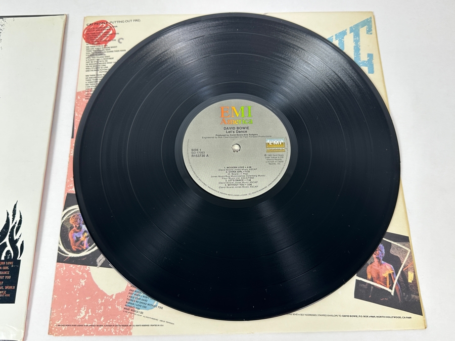 David Bowie - Let's Dance SO-17093 EMI America Vinyl Record 1983 [Photo 5]