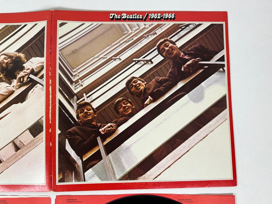 The Beatles 1962-1966 SKBO 3404 Apple Records Vinyl Record 1973