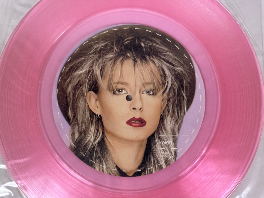 Pair Of Bananarama - Robert De Niro's Waiting Pink & Blue Picture Disc London Records Nanx 6 820 033-1 45 RPM Vinyl Record 1984 [Photo 17]