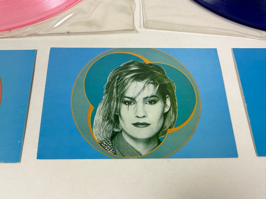 Pair Of Bananarama - Robert De Niro's Waiting Pink & Blue Picture Disc London Records Nanx 6 820 033-1 45 RPM Vinyl Record 1984 [Photo 11]