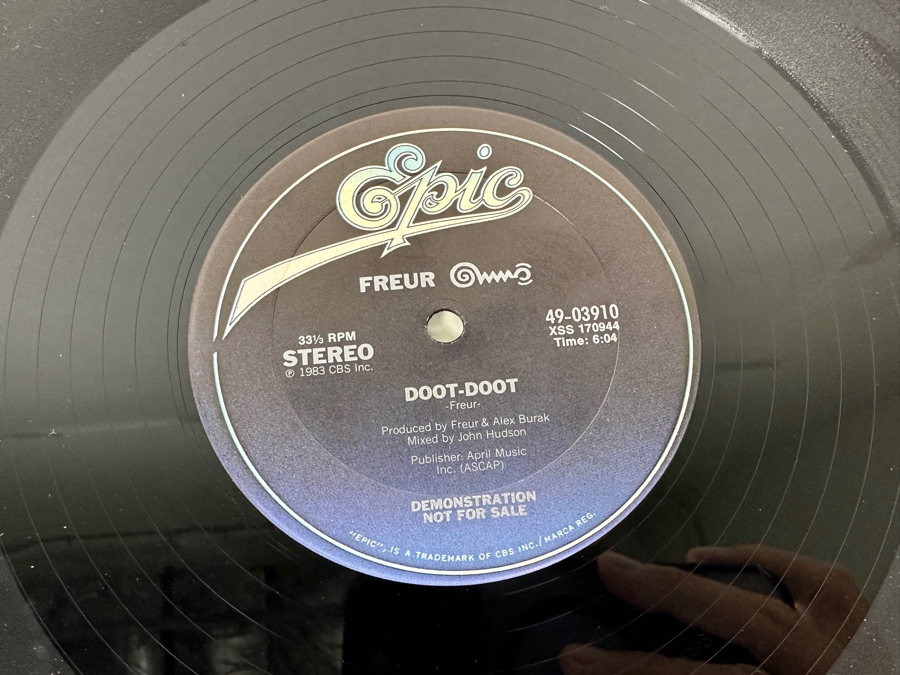 Freur - Doot-Doot 49-03910 Epic 12' Vinyl Record 1983 Promo Copy [Photo 8]