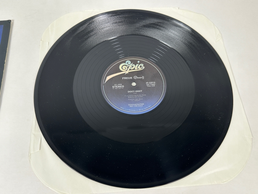 Freur - Doot-Doot 49-03910 Epic 12' Vinyl Record 1983 Promo Copy [Photo 5]