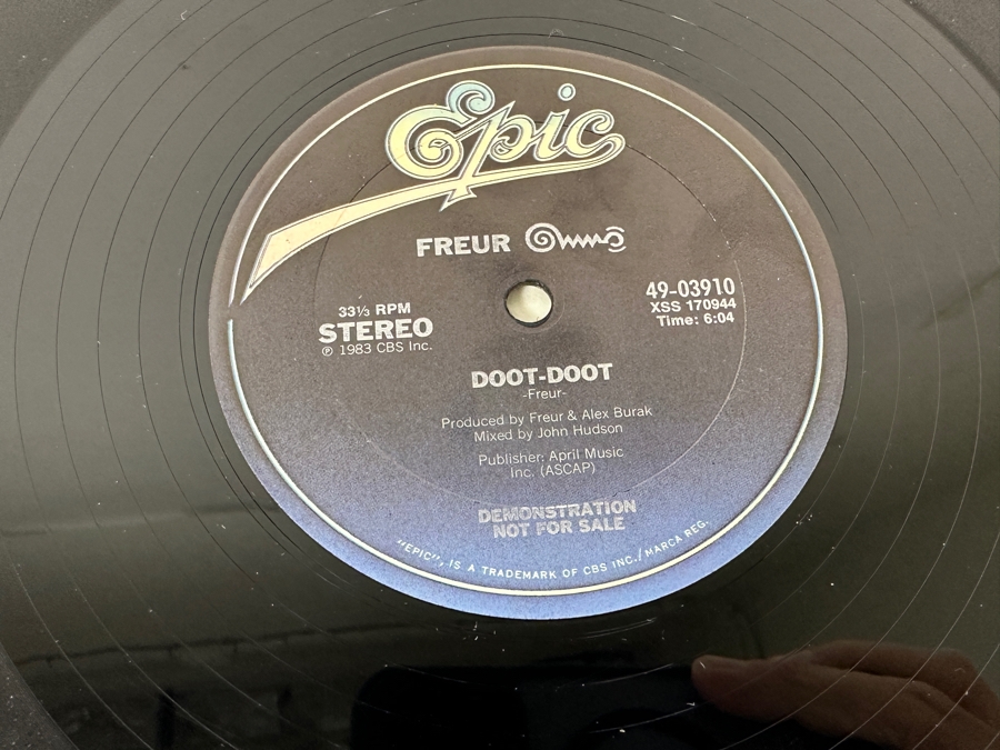 Freur - Doot-Doot 49-03910 Epic 12' Vinyl Record 1983 Promo Copy [Photo 6]