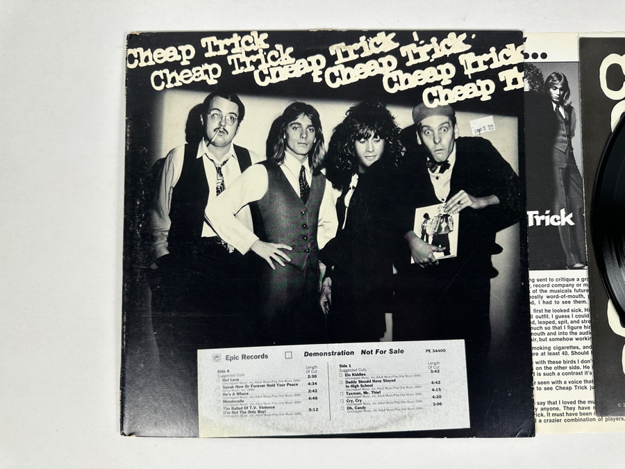 Cheap Trick - Cheap Trick AL 34400 Epic Records Vinyl Record 1977 Promo Copy [Photo 3]