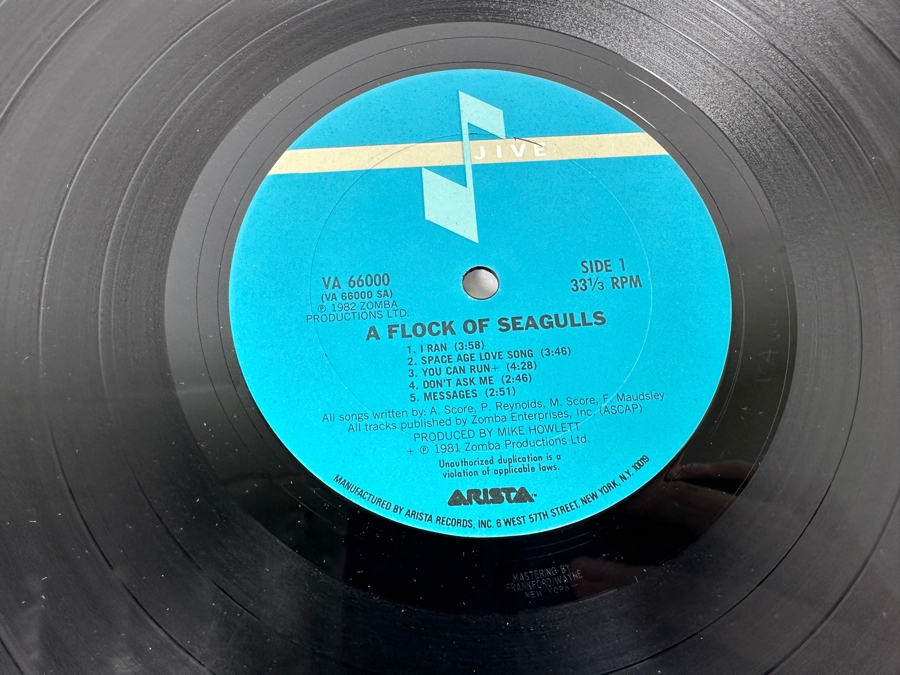 A Flock Of Seagulls - A Flock Of Seagulls VA 66000 Arista Records Vinyl Record 1981 [Photo 5]