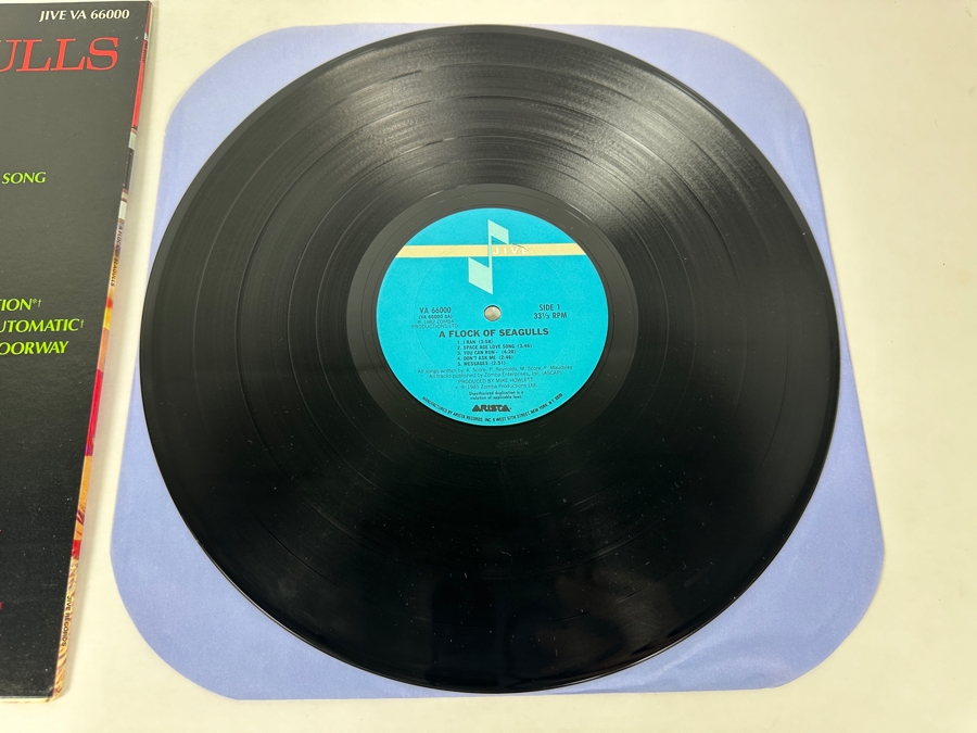 A Flock Of Seagulls - A Flock Of Seagulls VA 66000 Arista Records Vinyl Record 1981 [Photo 4]