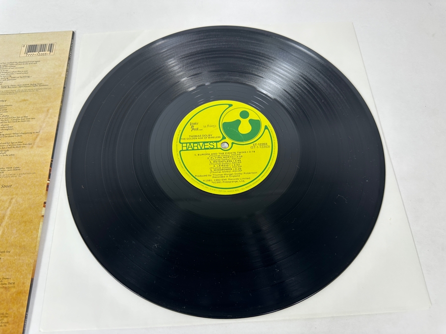 Thomas Dolby - The Golden Age Of Wireless ST-12203 Harvest Records Vinyl Record 1982 [Photo 4]