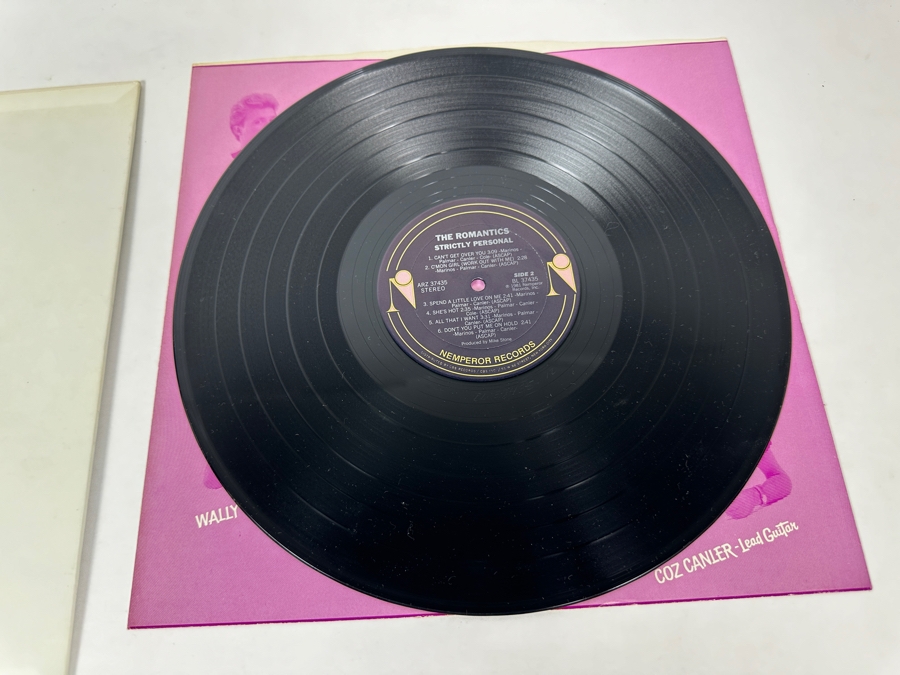 The Romantics - Strictly Personal AL 37435 Nemperor Records Vinyl Record 1981 Promo Copy [Photo 7]