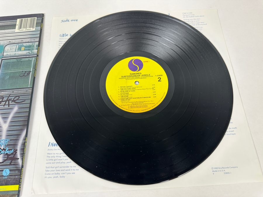 Ramones - Subterranean Jungle 1-23800 Sire Records Vinyl Record 1983 Promo Copy [Photo 7]