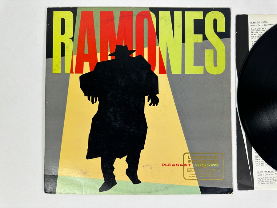 Ramones - Pleasant Dreams SRK 3571 Sire Records Vinyl Record 1981 Promo Copy [Photo 3]