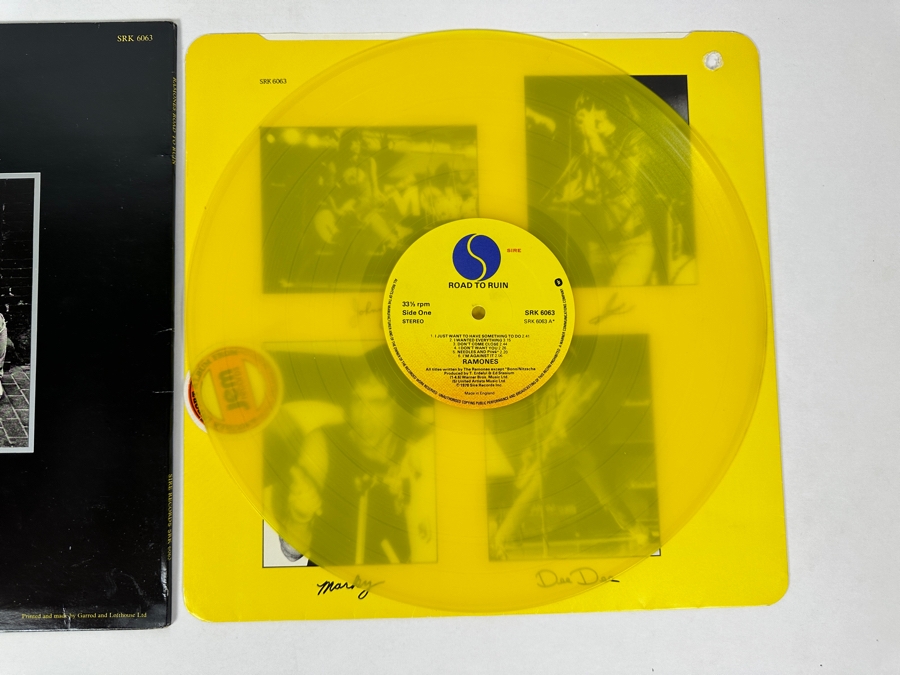 Ramones - Road To Run SRK 6063 Sire Records Vinyl Record 1978 Yellow Translucent Vinyl [Photo 4]