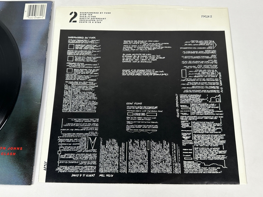 The Clash - Combat Rock FE 37689 Epic Records Vinyl Record 1982 [Photo 9]