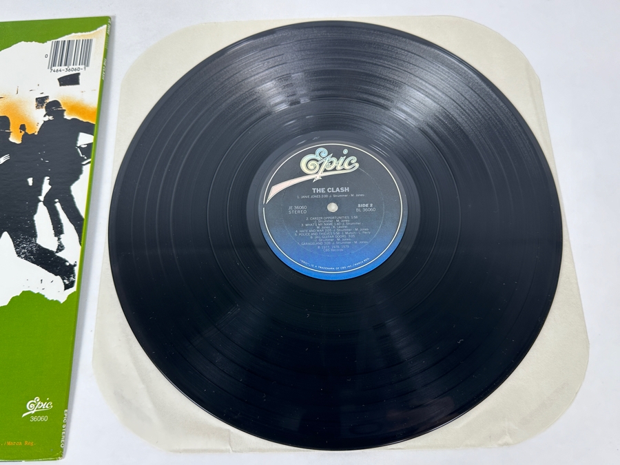 The Clash - The Clash JE 36060 Epic Records Vinyl Record 1979 [Photo 6]
