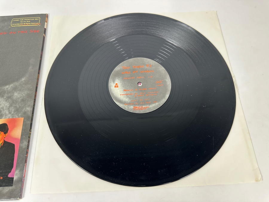Wall Of Voodoo - Two Songs By Wall Of Voodoo (Mexican Radio) 0-70407-A I.R.S. Records Vinyl Record 1982 [Photo 5]