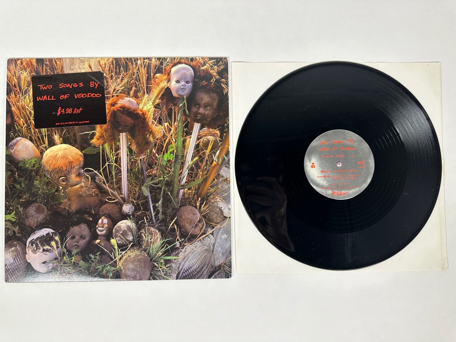 Wall Of Voodoo - Two Songs By Wall Of Voodoo (Mexican Radio) 0-70407-A I.R.S. Records Vinyl Record 1982 [Photo 1]