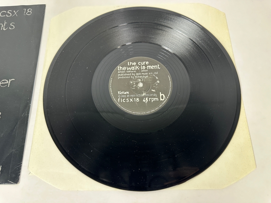 The Cure - The Upstairs Room / The Dream / The Walk / Lament Ficsx 18 Fiction Records 45 RPM Single Vinyl Record UK Import [Photo 6]