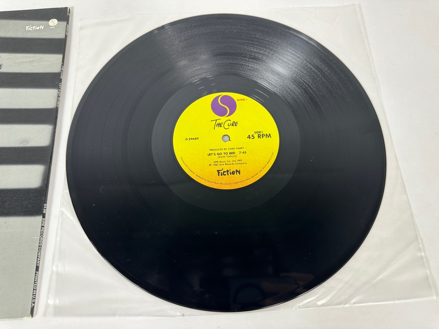 The Cure - Let's Go To Bed 0-29689 Sire Records 45 RPM Vinyl Record Maxi-Single 1982 Promo Copy [Photo 5]