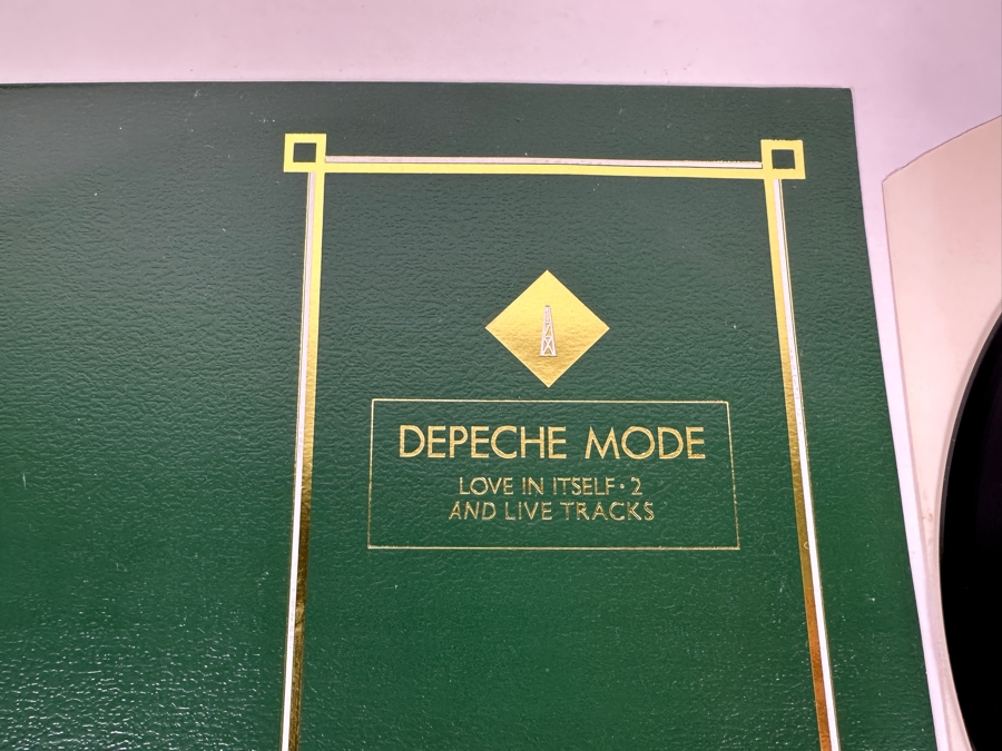 Limited Edition Depeche Mode - Love In Itself - 2 - And Live Tracks Bong 4 Mute Records Vinyl Record 1983 Numbered F / 699 [Photo 4]