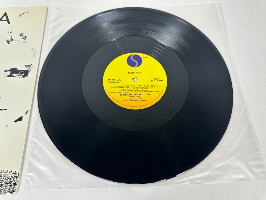 Madonna - Borderline PRO-A-2120 Sire Records 12' Vinyl Record 1984 Promo Copy [Photo 4]