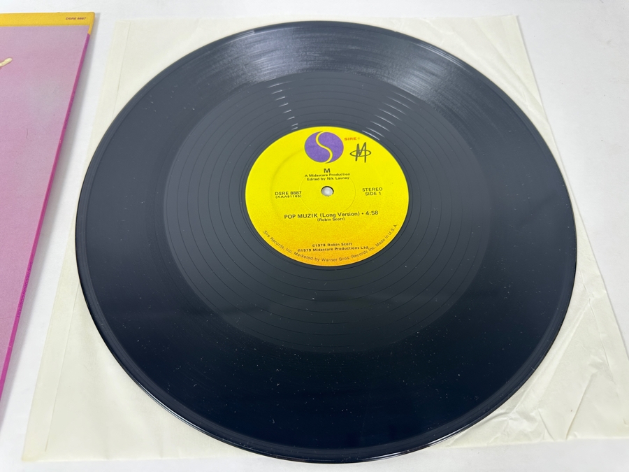 M - Pop Muzik DSRE 8887 Sire Records Vinyl Record 1979 [Photo 4]