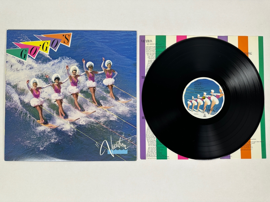 Go Go's - Vacation 0-70031-A I.R.S. Records Vinyl Record 1982 [Photo 1]