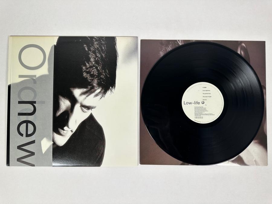 New Order - Low-life 1-25289 Qwest Records Vinyl Record 1985 [Photo 1]