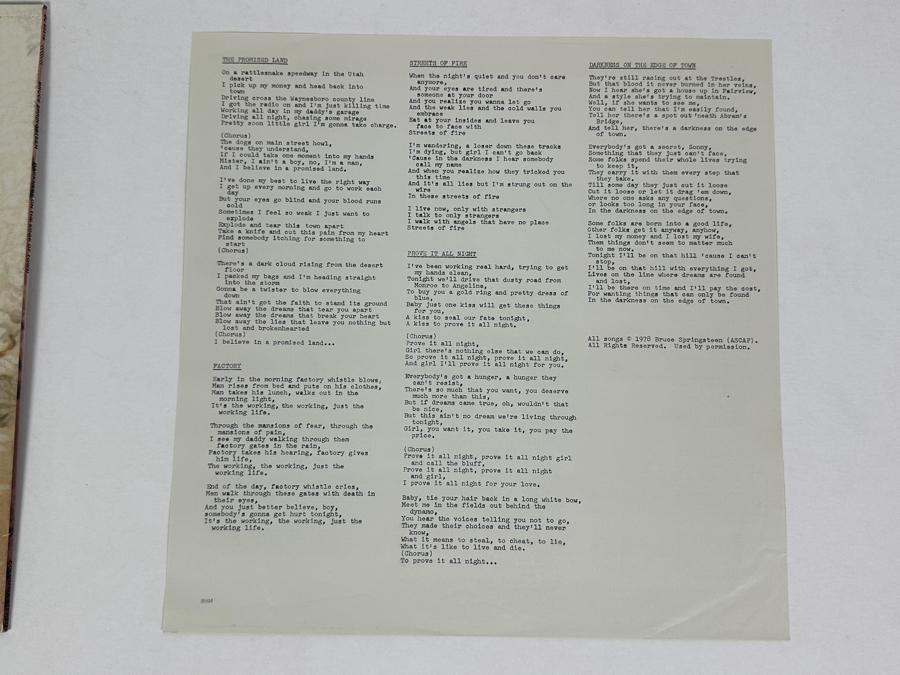 Bruce Springsteen - Darkness On The Edge Of Town JC 35318 Columbia Records Vinyl Record 1978 [Photo 5]