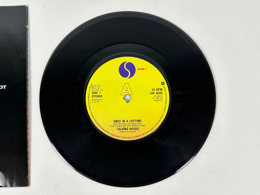 Talking Heads - Once In A Lifetime SIR 4048 Sire Records 45 RPM Vinyl Record 1981 UK Import [Photo 4]