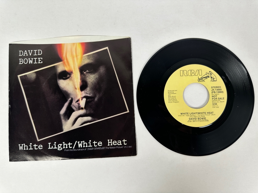 David Bowie - White Light / White Heat JK-13660 RCA Records 45 RPM Vinyl Record 1983 Promo Copy [Photo 1]
