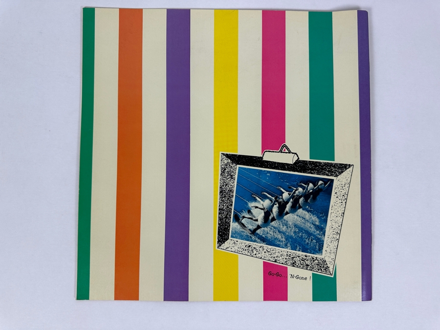 The Go Go's Vacation Tour Of America Official Concert Tour Program 1982 12 X 12 [Photo 9]