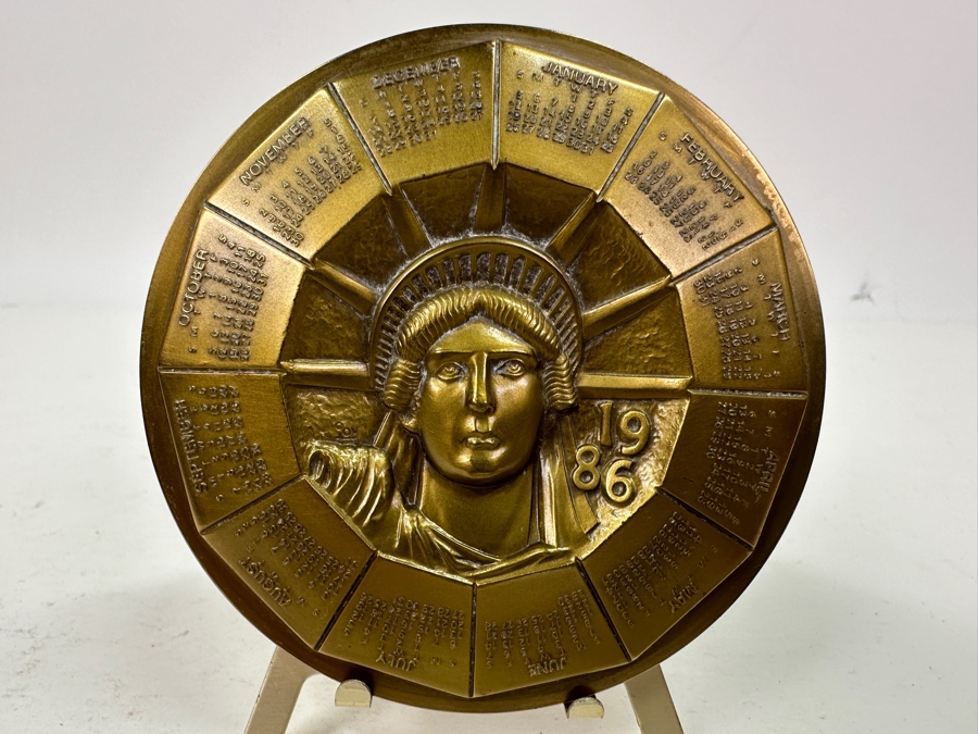 Just Added - Vintage 1985 Medallic Art Co. Bronze Statue Of Liberty Calendar Medallion 3'W [Photo 4]