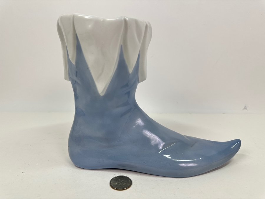 Just Added - Vintage Lladro Porcelain Renaissance Boot Figurine 9'W X 7'H [Photo 3]