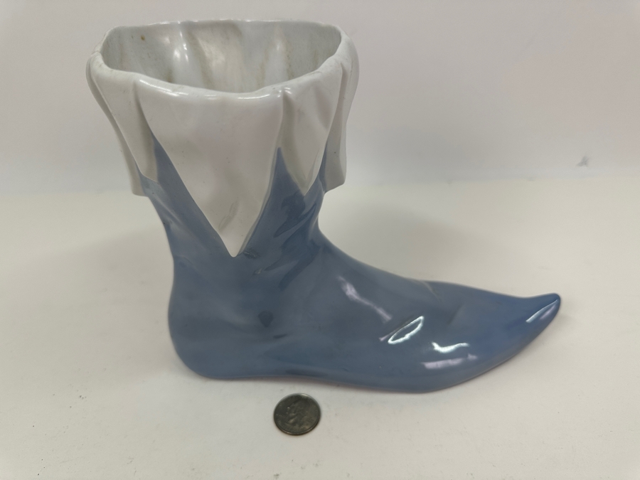 Just Added - Vintage Lladro Porcelain Renaissance Boot Figurine 9'W X 7'H [Photo 4]
