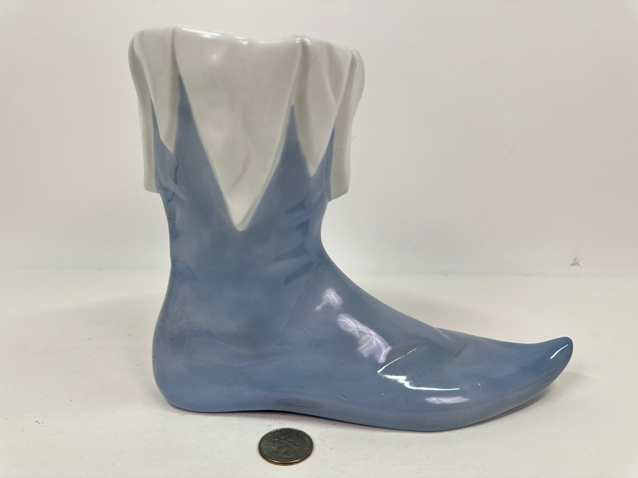 Just Added - Vintage Lladro Porcelain Renaissance Boot Figurine 9'W X 7'H [Photo 2]