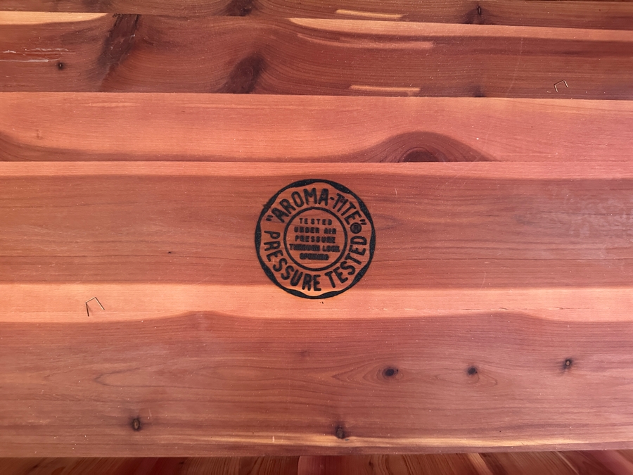 Just Added - Vintage Lane Sweetheart Cedar Chest 50'W X 17'D X 18'H [Photo 10]