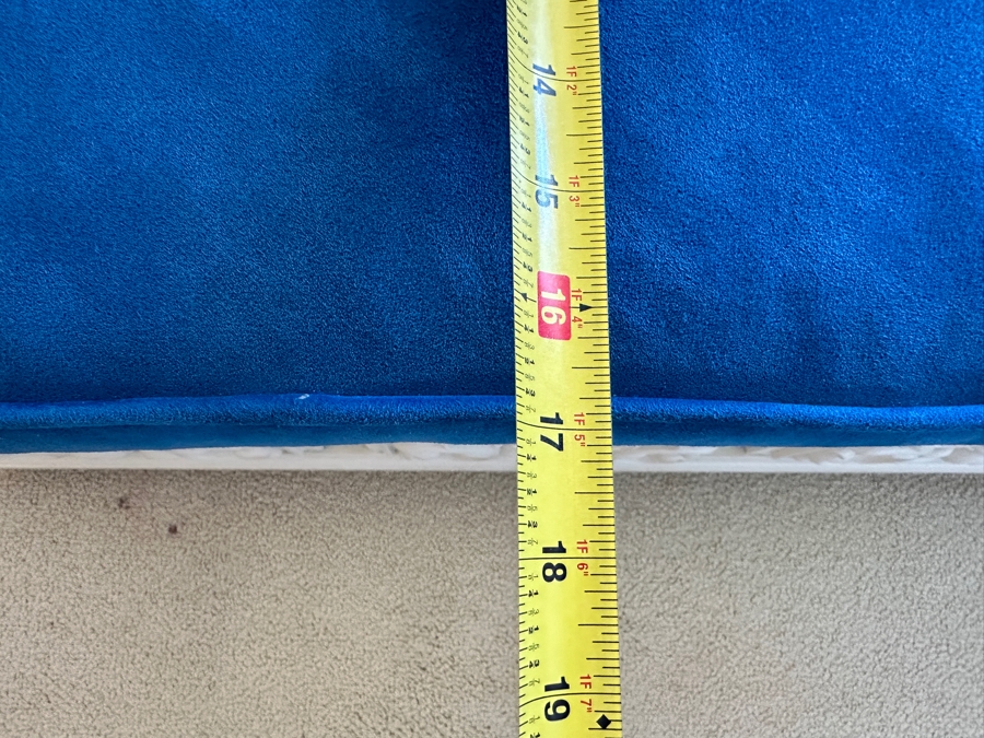 Just Added - Vintage Lane Sweetheart Cedar Chest 50'W X 17'D X 18'H [Photo 12]