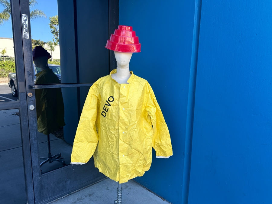 Vintage 1980 DEVO Radiation Suit Size Medium With DEVO Energy Dome Red Hat [Photo 2]