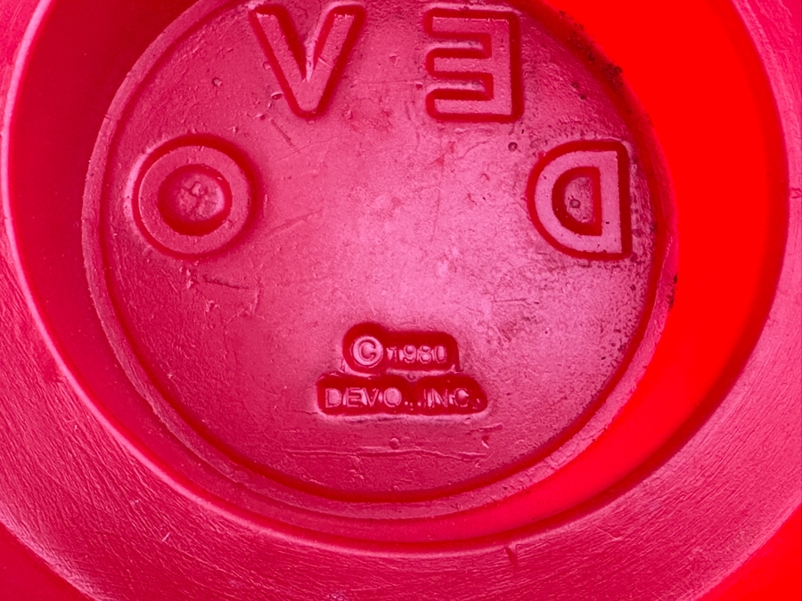 Vintage 1980 DEVO Radiation Suit Size Medium With DEVO Energy Dome Red Hat [Photo 10]