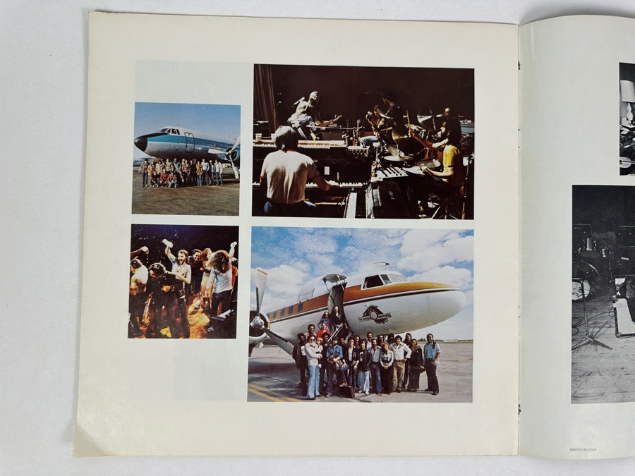 JUST ADDED - Vintage 1976 The Doobie Brothers Official Concert Tour Program 11.5 X 12 [Photo 9]