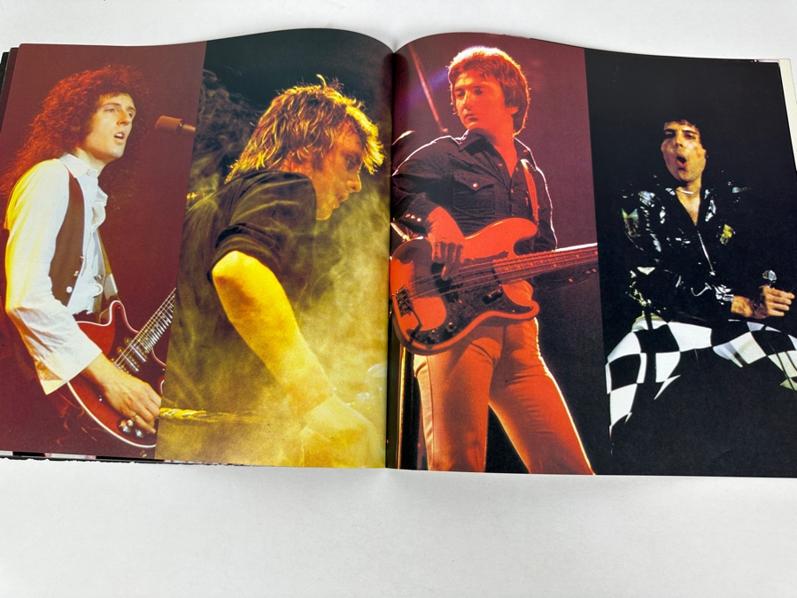 JUST ADDED - Vintage 1978 Queen Official Concert U.S. Tour Program 11 X 11 [Photo 11]
